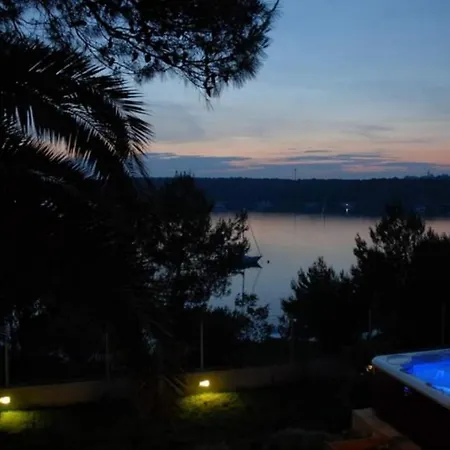 Calm Sea View Banjole Exterior photo